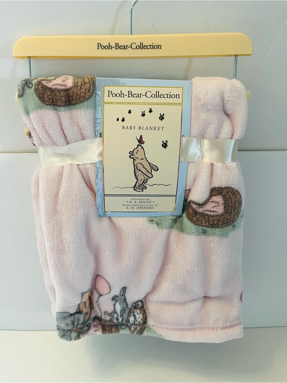 Winnie the Pooh Bear Collection Pink Baby Blanket Basket Party Owl Eeyore Rabbit